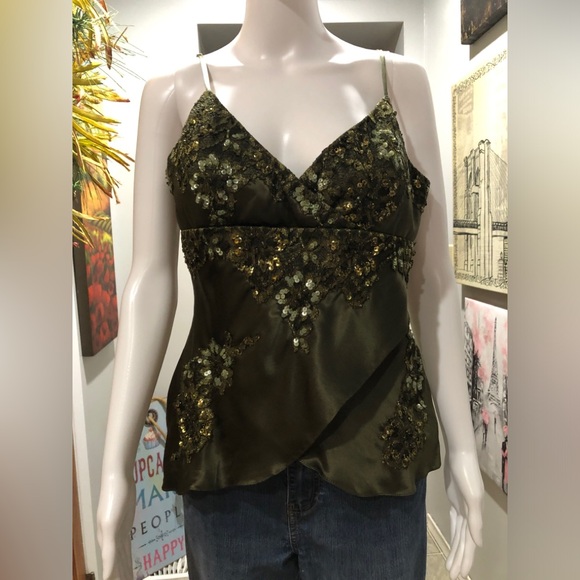Cartise Tops - Women’s Cartise Olive Green Sequin Embellished Satin Cami Top
Size 10
BNWT